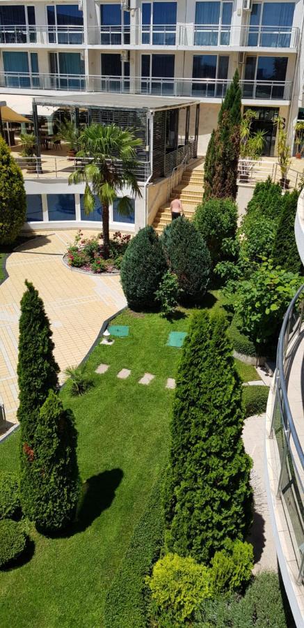 Apartment With Green Terrace Μπουργκάς Εξωτερικό φωτογραφία