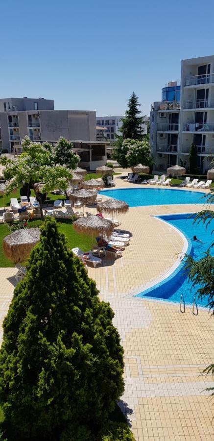 Apartment With Green Terrace Μπουργκάς Εξωτερικό φωτογραφία